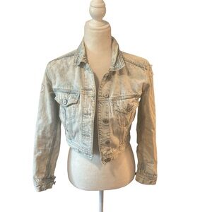 American Eagle Distressed Light Wash Cropped Jean Jacket XS